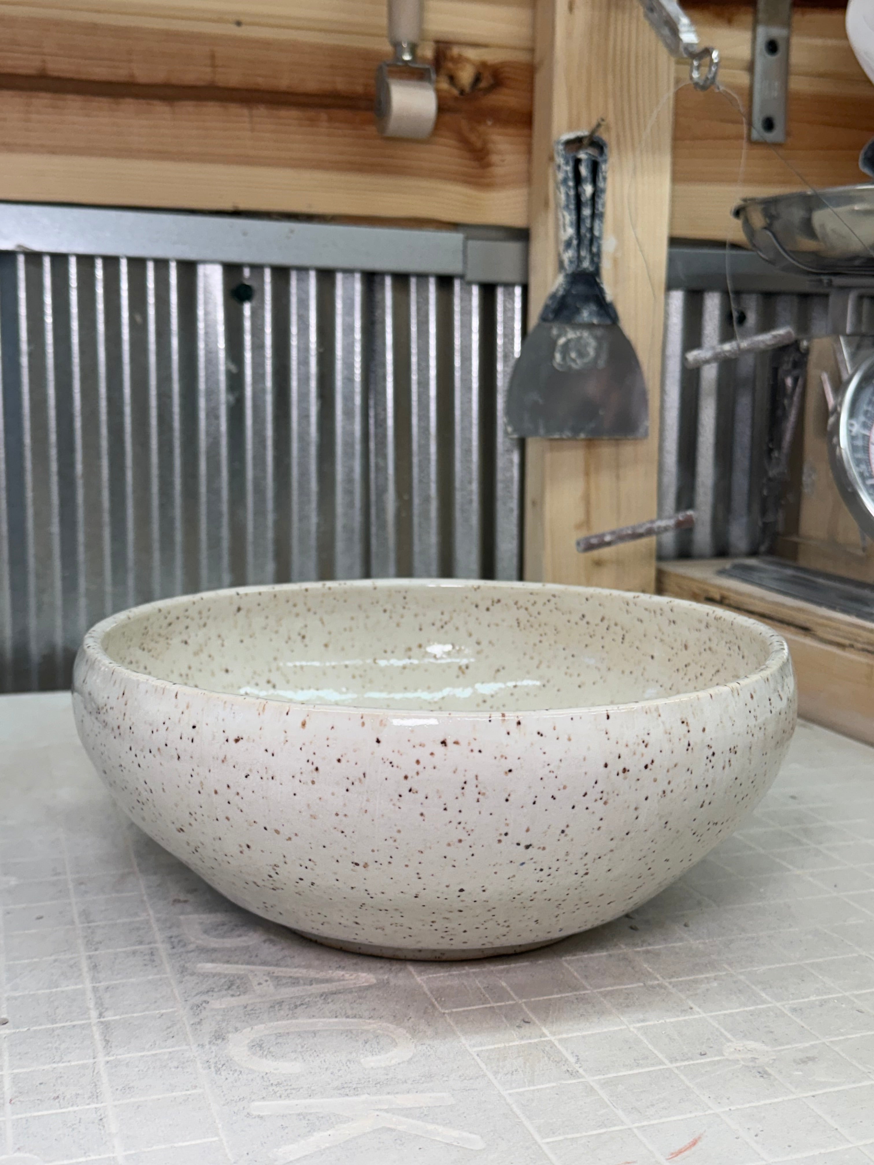 Large Bowl - Speckled White