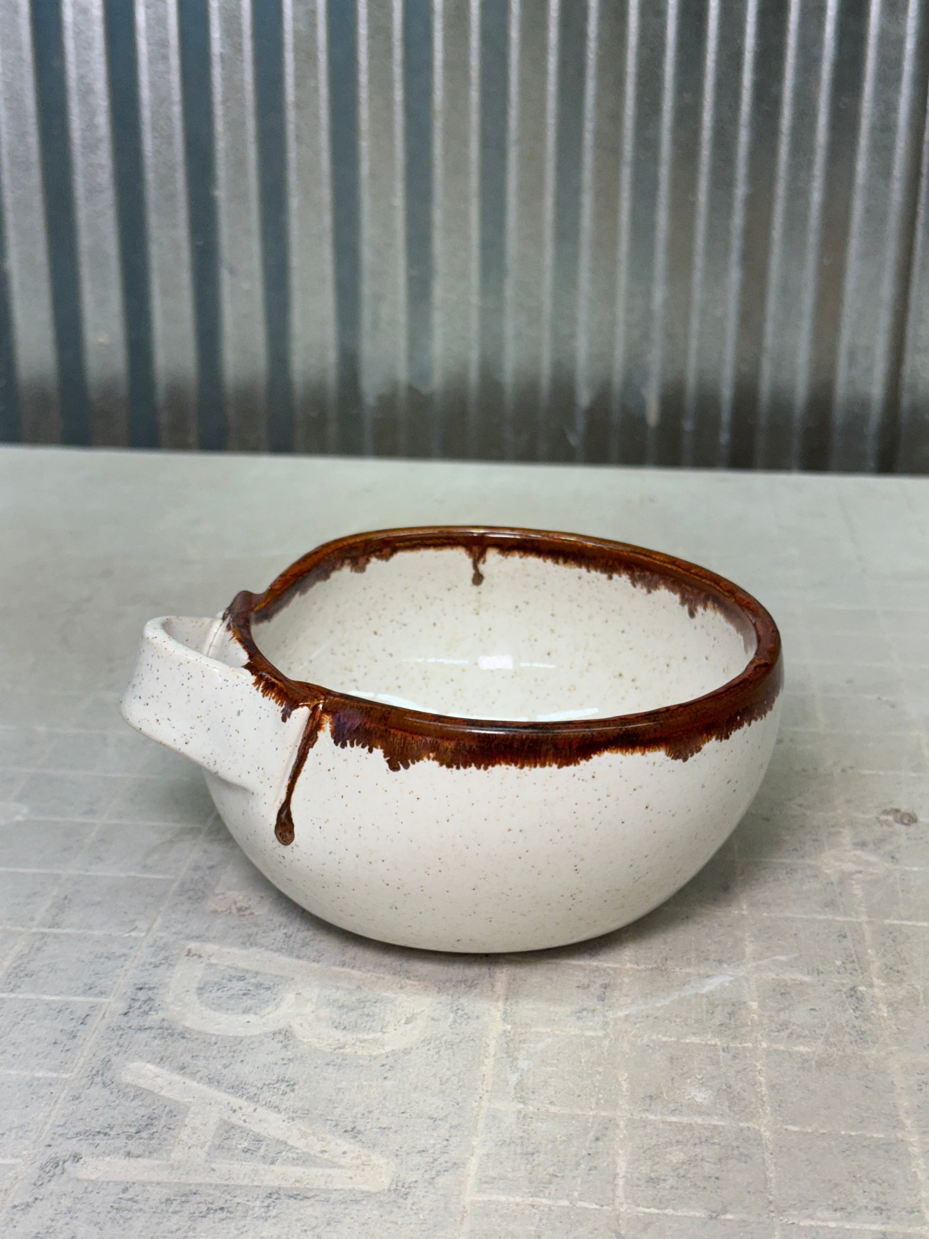 Berry Bowl – Copper Rim Accent