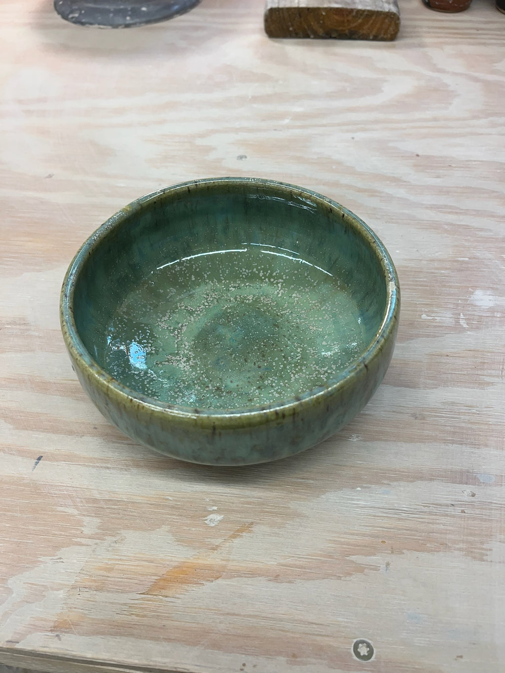 Classic Bowl - Speckled Green Tea