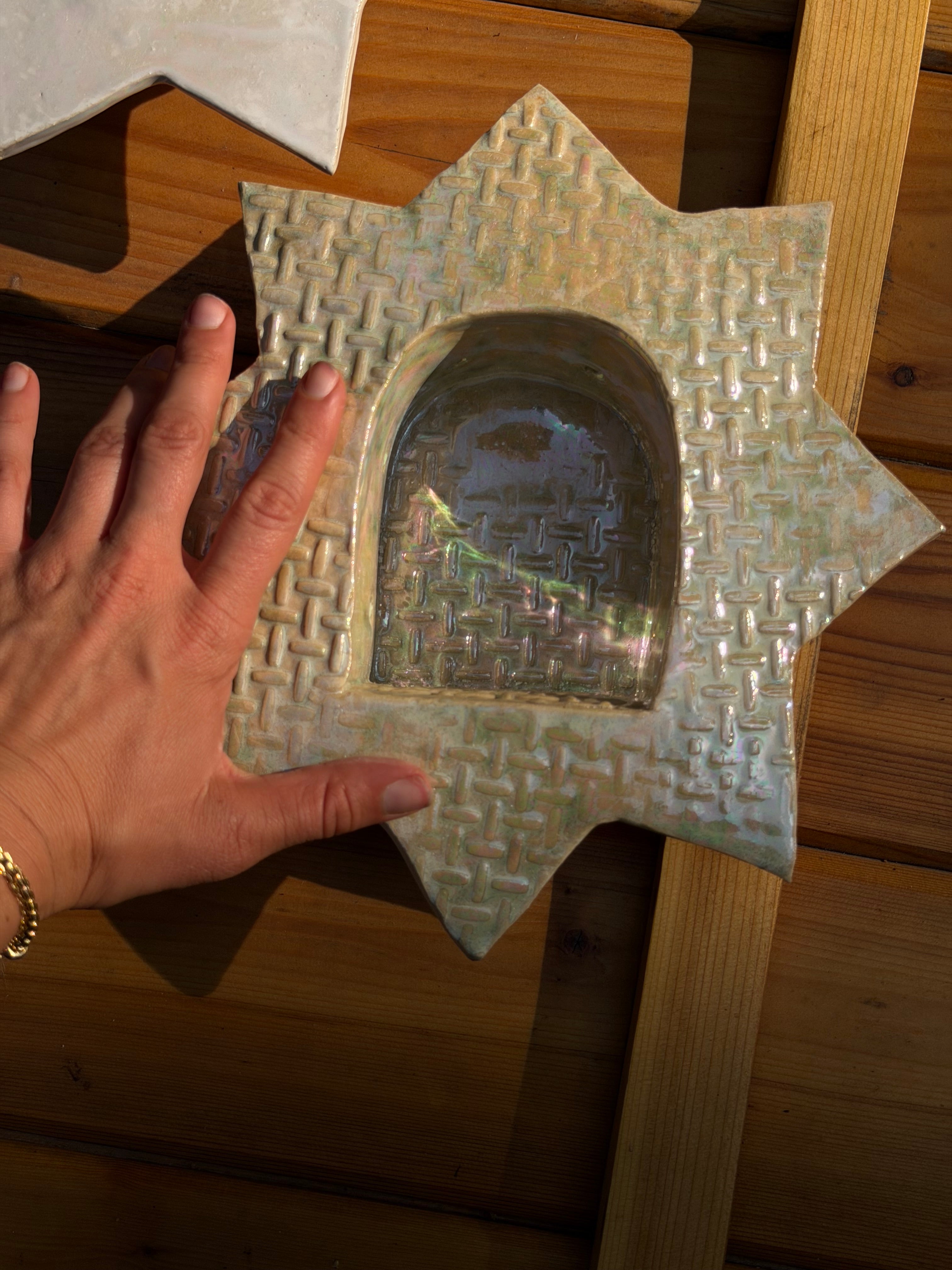 Tea Light Illuminarie (Tan)